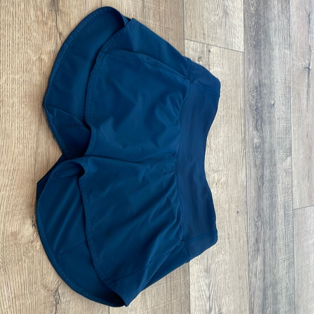 Lululemon speed up shorts size 4, 4 inch, navy blue.